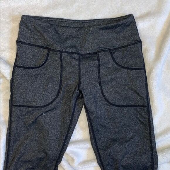 GWC Gray and Black Full-Length Leggings | Sz L - Picture 3 of 6